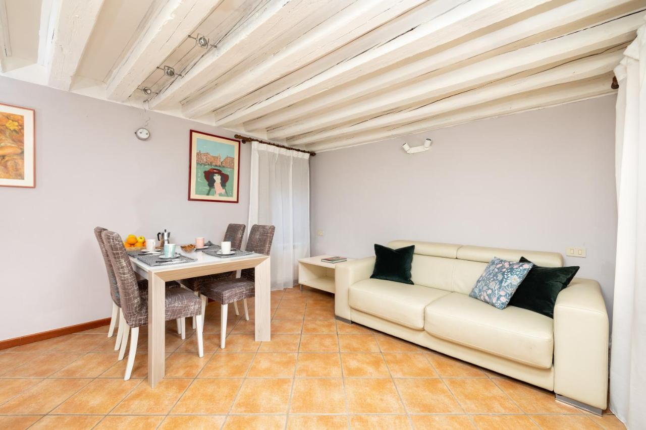 Appartamenti Superior In Via Garibaldi By Bricola Apartments Венеция Экстерьер фото